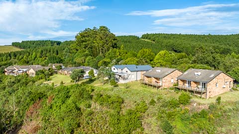 Exterior & Views | Misty Mountain